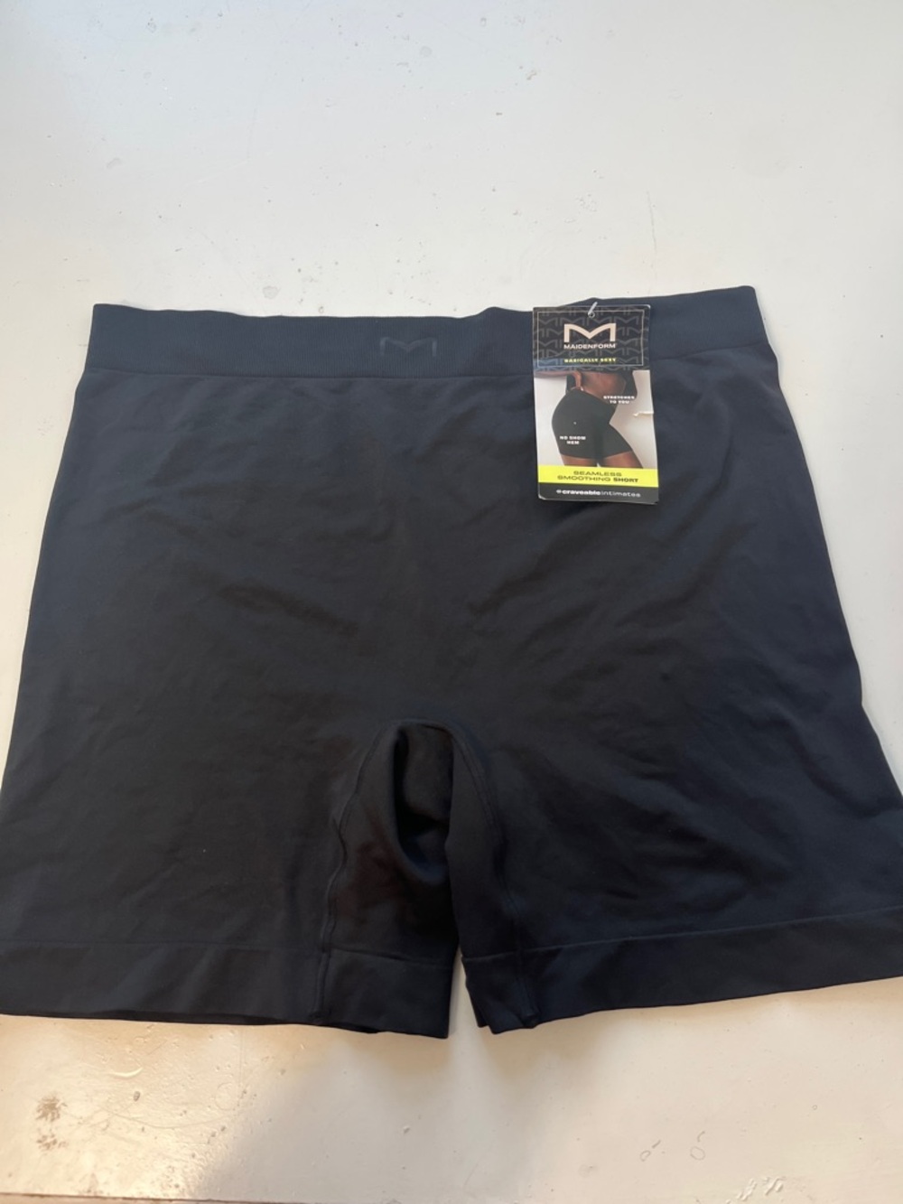 Maidenform 3XL Black Basically Sexy No Show Hem Smoothing Shorts NWT